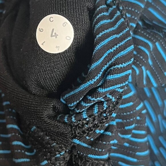 Lululemon Women's 4 High Times Pant Luxtreme Score Jacquard Black Indian Ocean - Picture 6 of 6